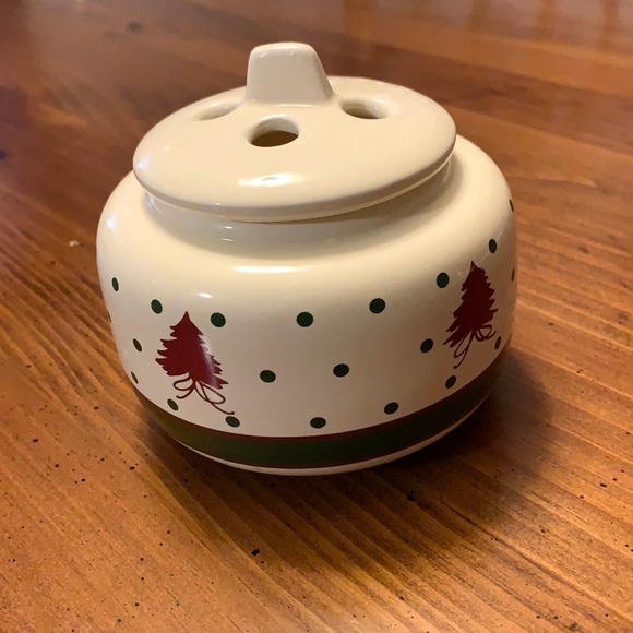 Christmas Tree Pattern Garlic Pot or Candle Holder - Picture 3 of 7